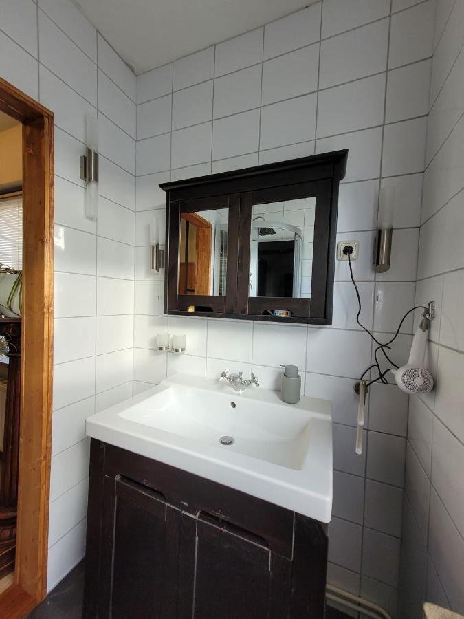 La Petite Gloire Bed & Breakfast Pogum Eksteriør bilde